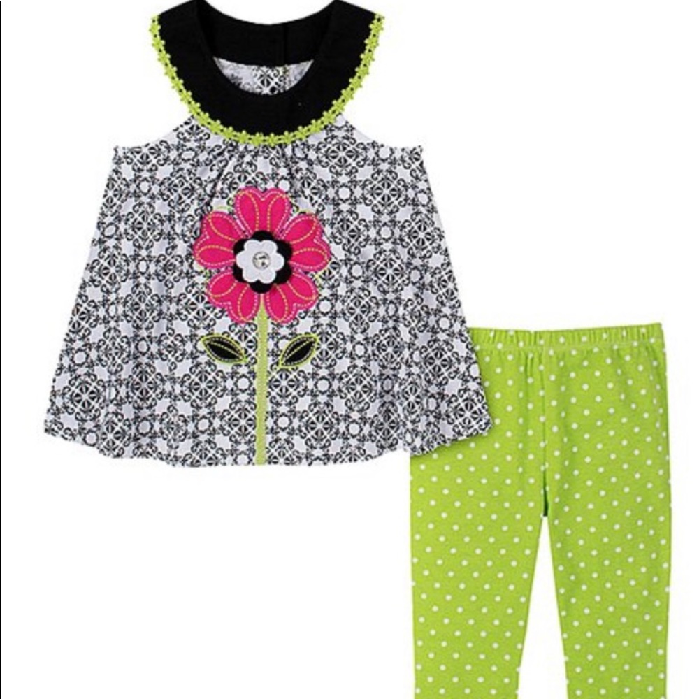 Gorgeous 2 pc top & leggings